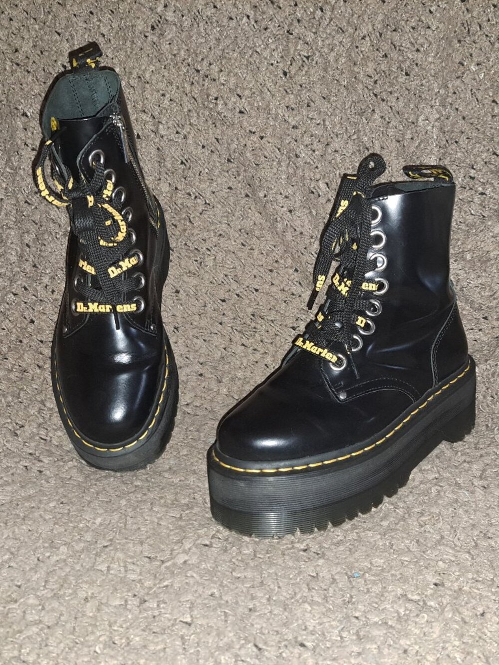 DOC/DR. MARTENS-JADON MAX-Black Shiny Leather-Logo Laces-Side Zip-Sz 7-Near Mint